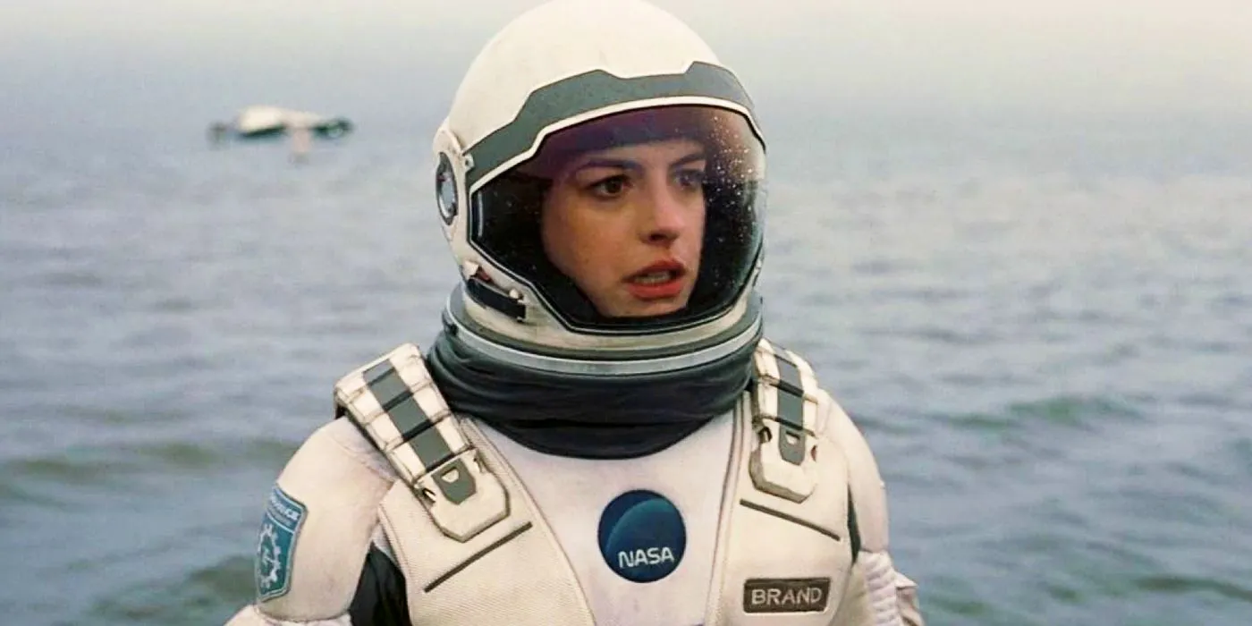 Anne Hathaway in Interstellare