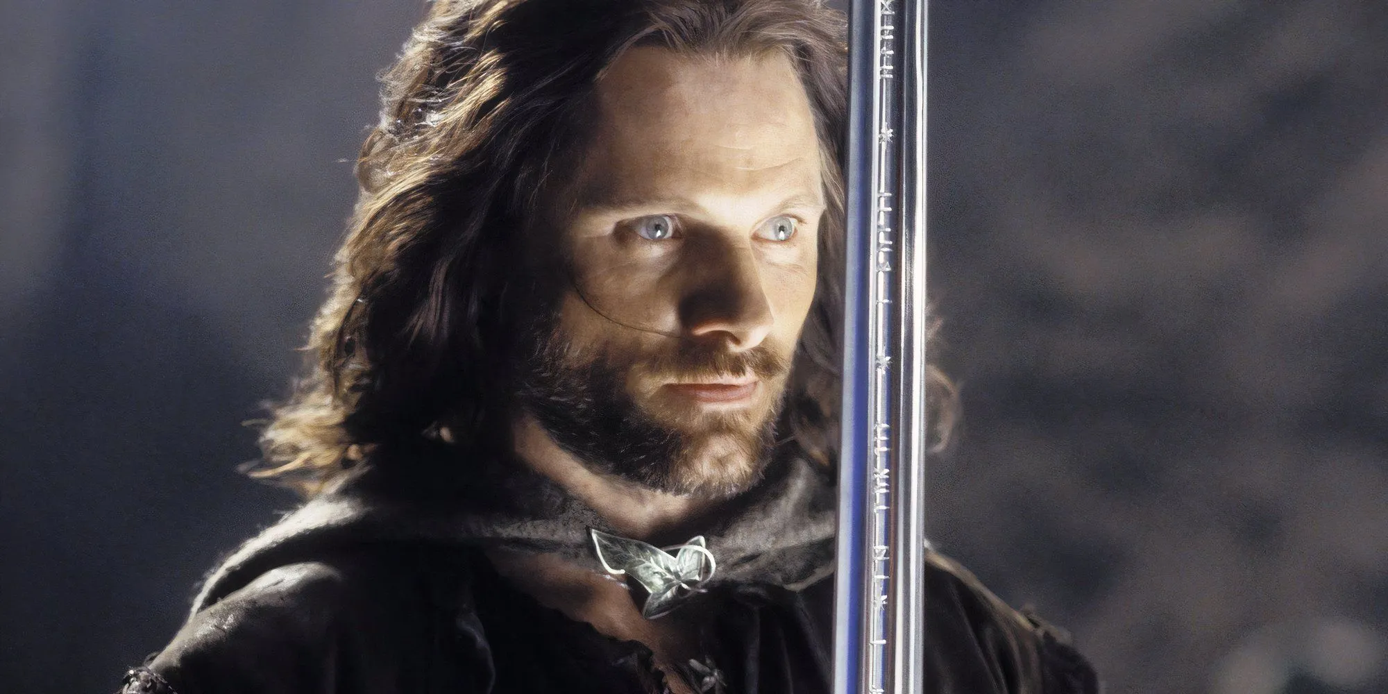 Aragorn che fa un inchino