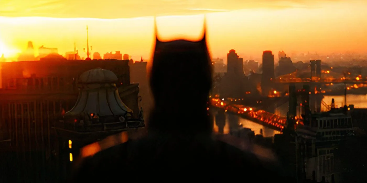 Batman patrzący na Gotham City