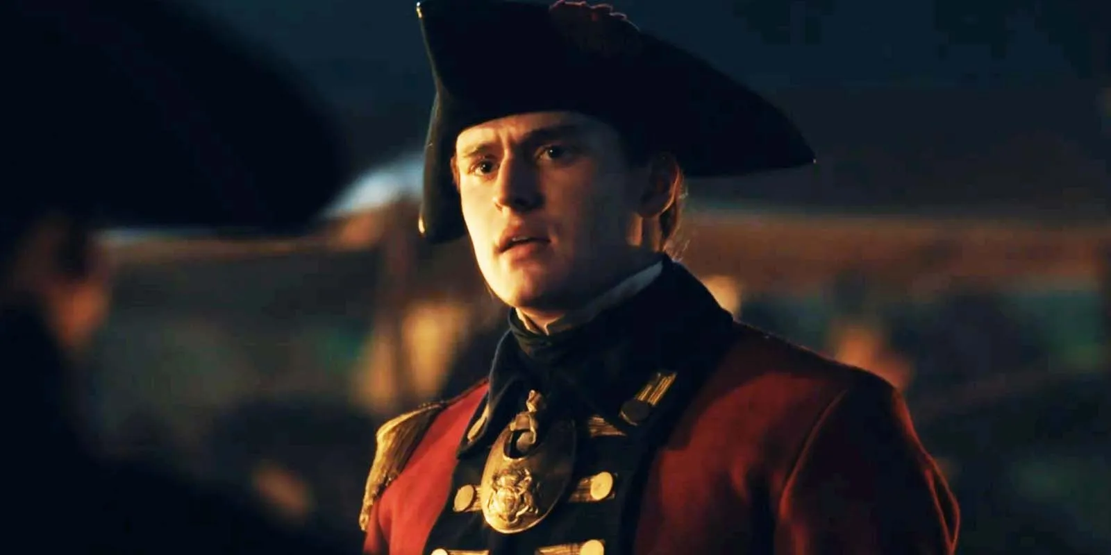 Charles Vandervaart als William Ransom sieht in Outlander Staffel 7, Folge 8 verwirrt aus