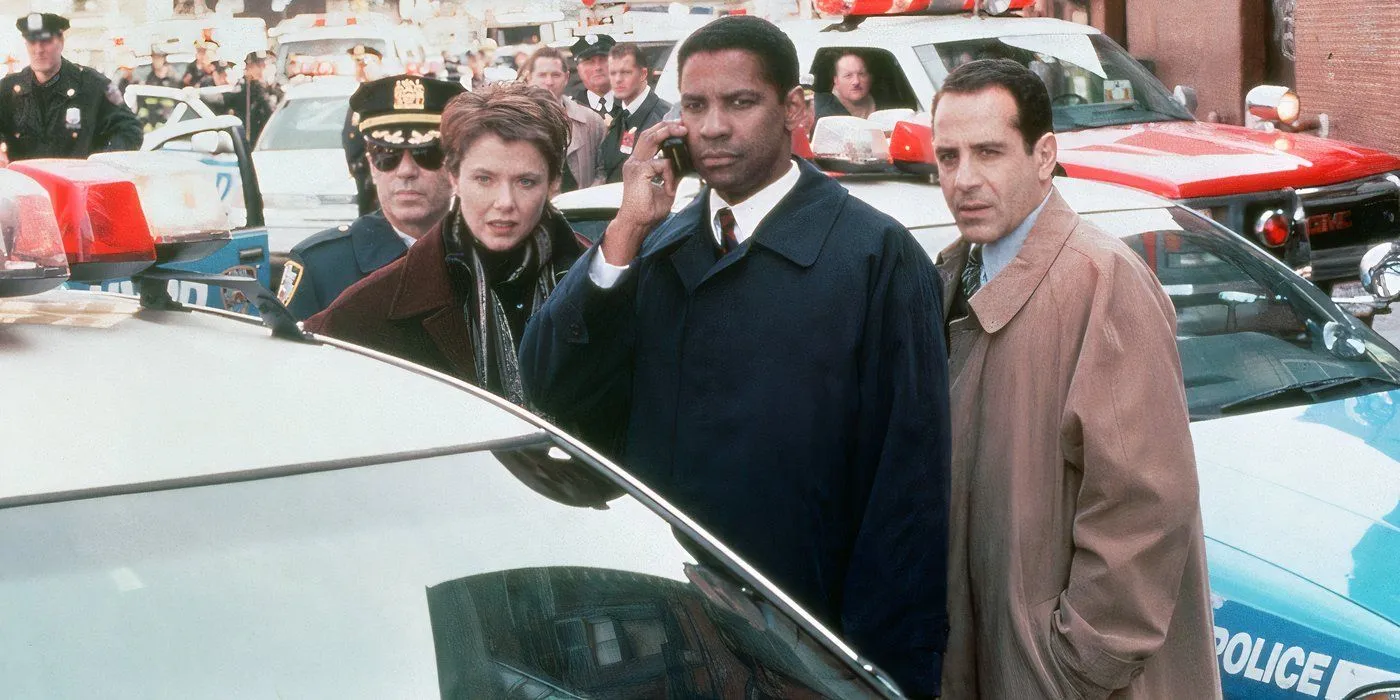 Denzel Washington z Annette Bening i Tonym Shalhoubem w filmie „The Siege”