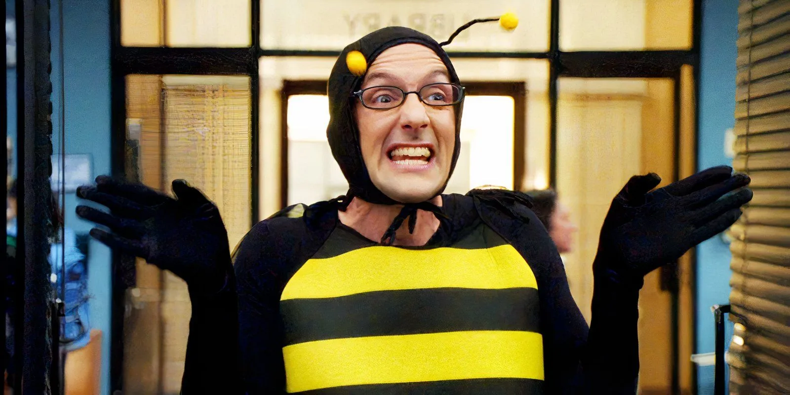 Jim Rash como Dean Pelton em Community