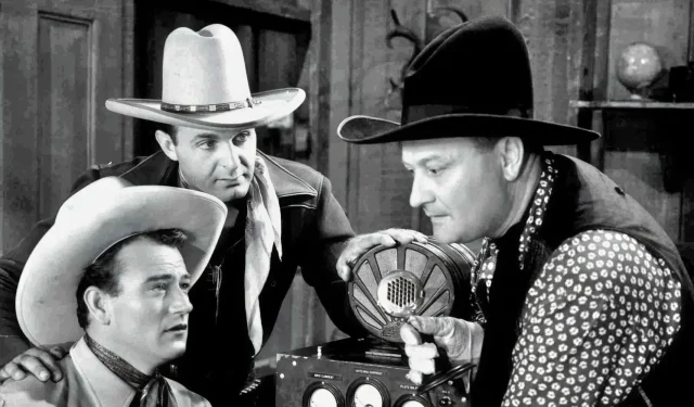 John Wayne wurde in 8 Filmen der 51 Filme umfassenden Westernreihe wiederholt als Kultfigur dargestellt