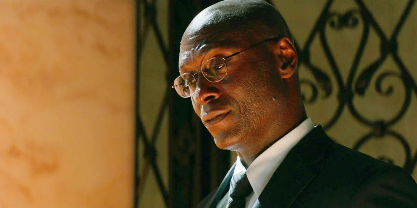 Lance Reddick nel ruolo di Caronte in John Wick: Capitolo 2.