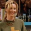 Lisa Kudrow est émue en regardant le moment emblématique de Phoebe dans Friends une décennie plus tard