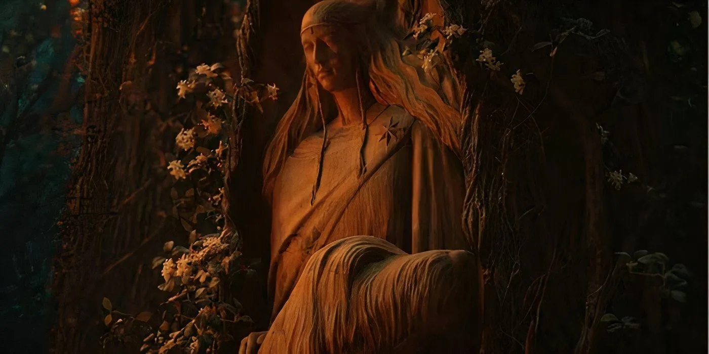 Statue de Luthien et Huan dans Le Seigneur des Anneaux : Les Anneaux de Pouvoir saison 1.