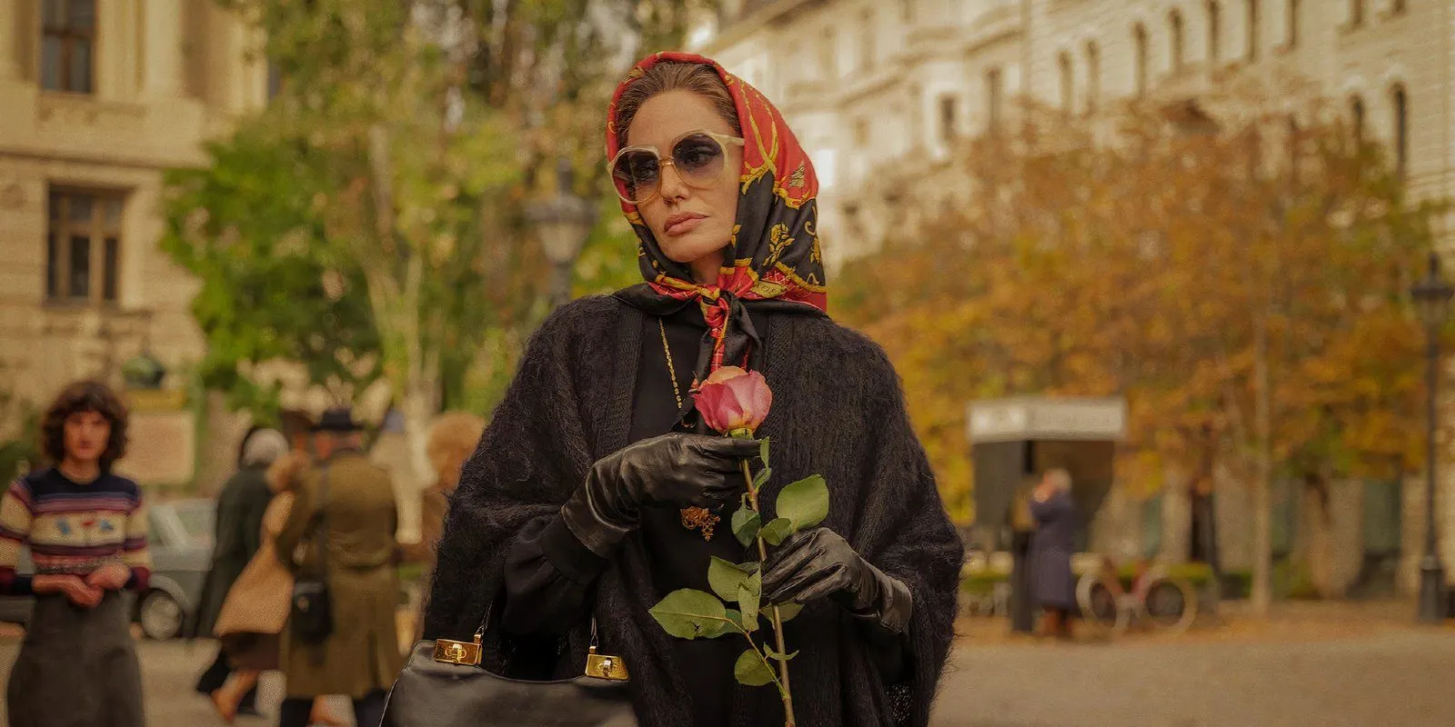 Angelina Jolie dans le rôle de Maria Callas dans le biopic de Pablo Larrain, Maria.