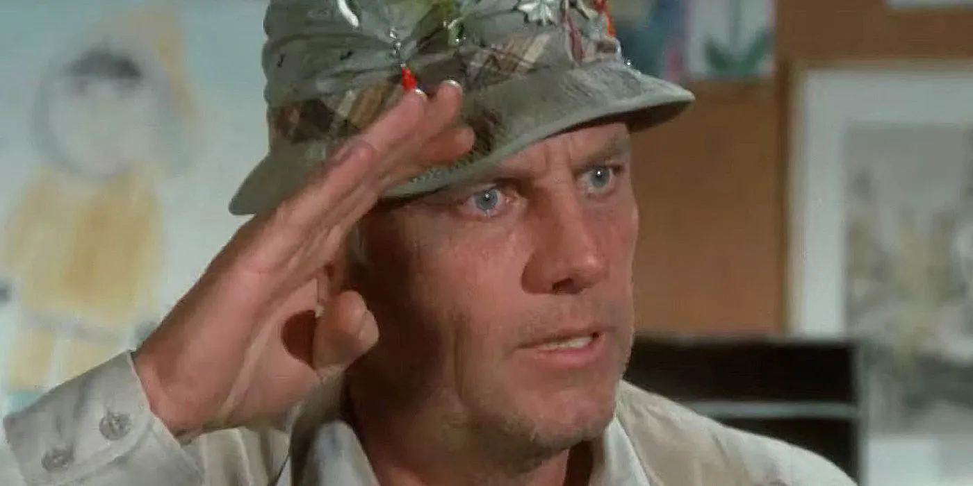 McLean Stevenson como Henry Blake