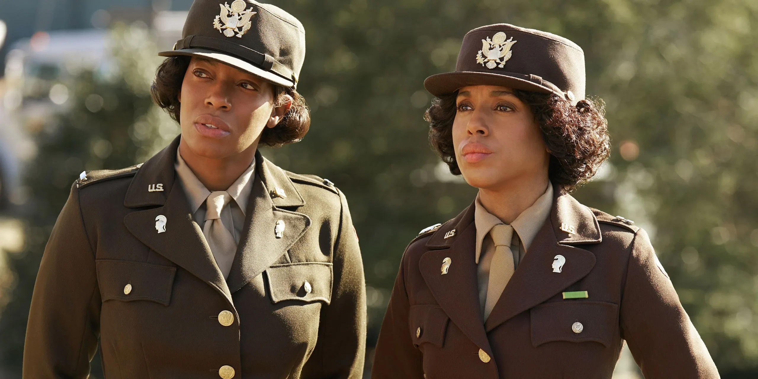 Milauna Jackson y Kerry Washington en The Six Triple Eight