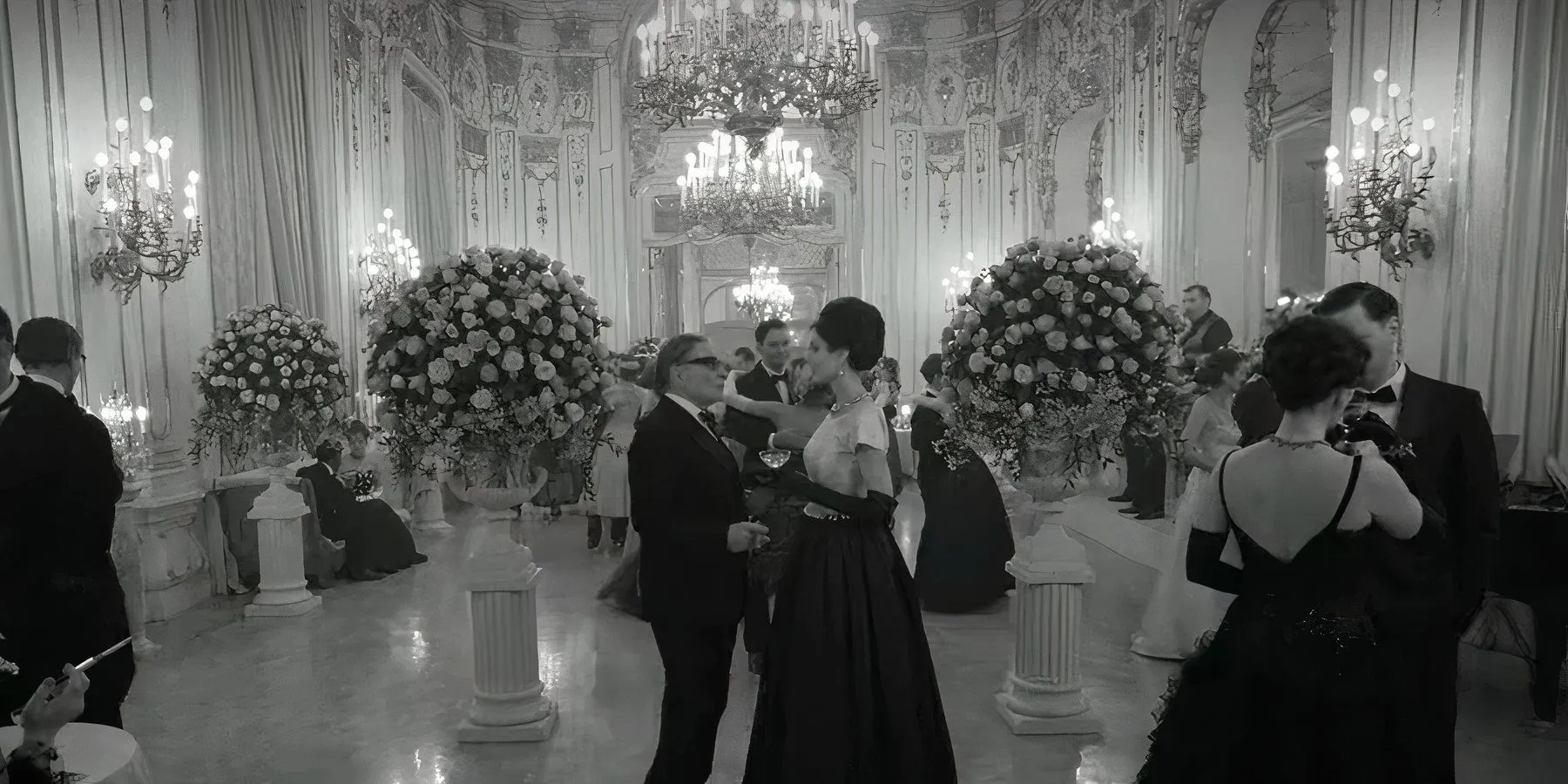 Maria Callas en el jardín del Palacio