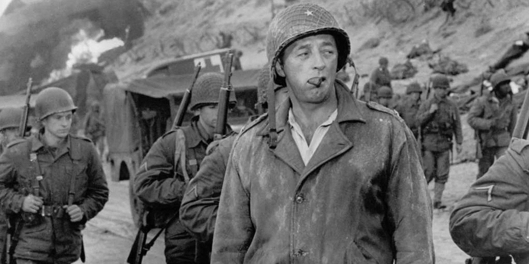 Robert Mitchum am Strand in „Der längste Tag“