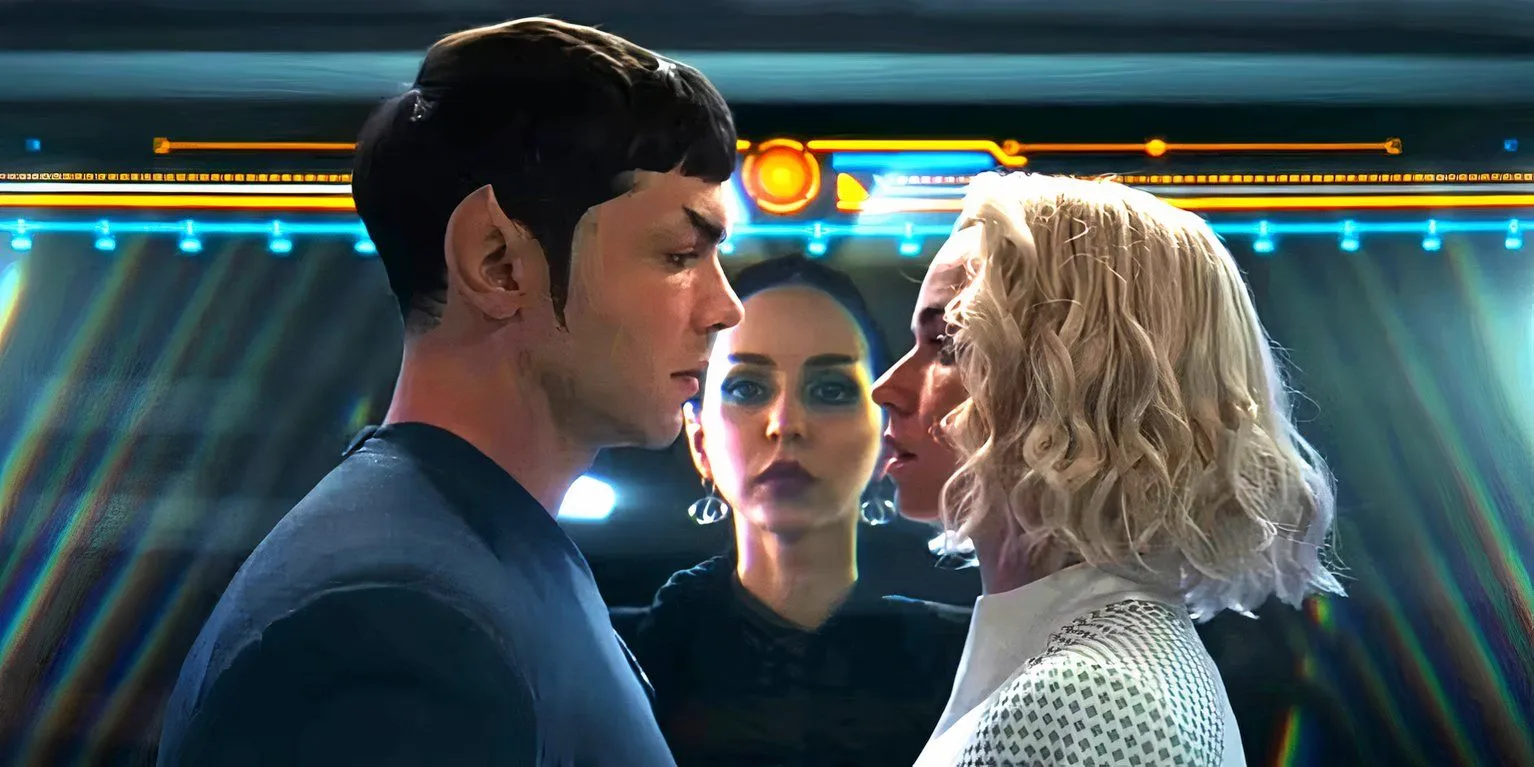 Spock y la enfermera Chapel se enfrentan mientras T'Pring observa en Star Trek: Strange New Worlds