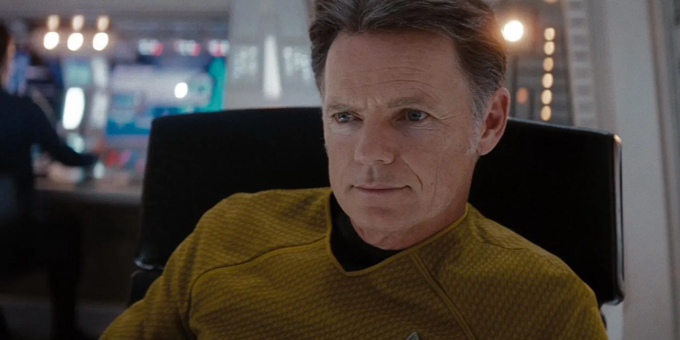 Bruce Greenwood dans le rôle du capitaine Pike