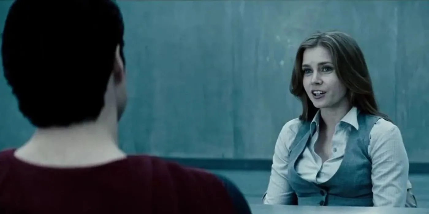 Superman (Henry Cavill) and Lois Lane (Amy Adams) talking in Man of Steel