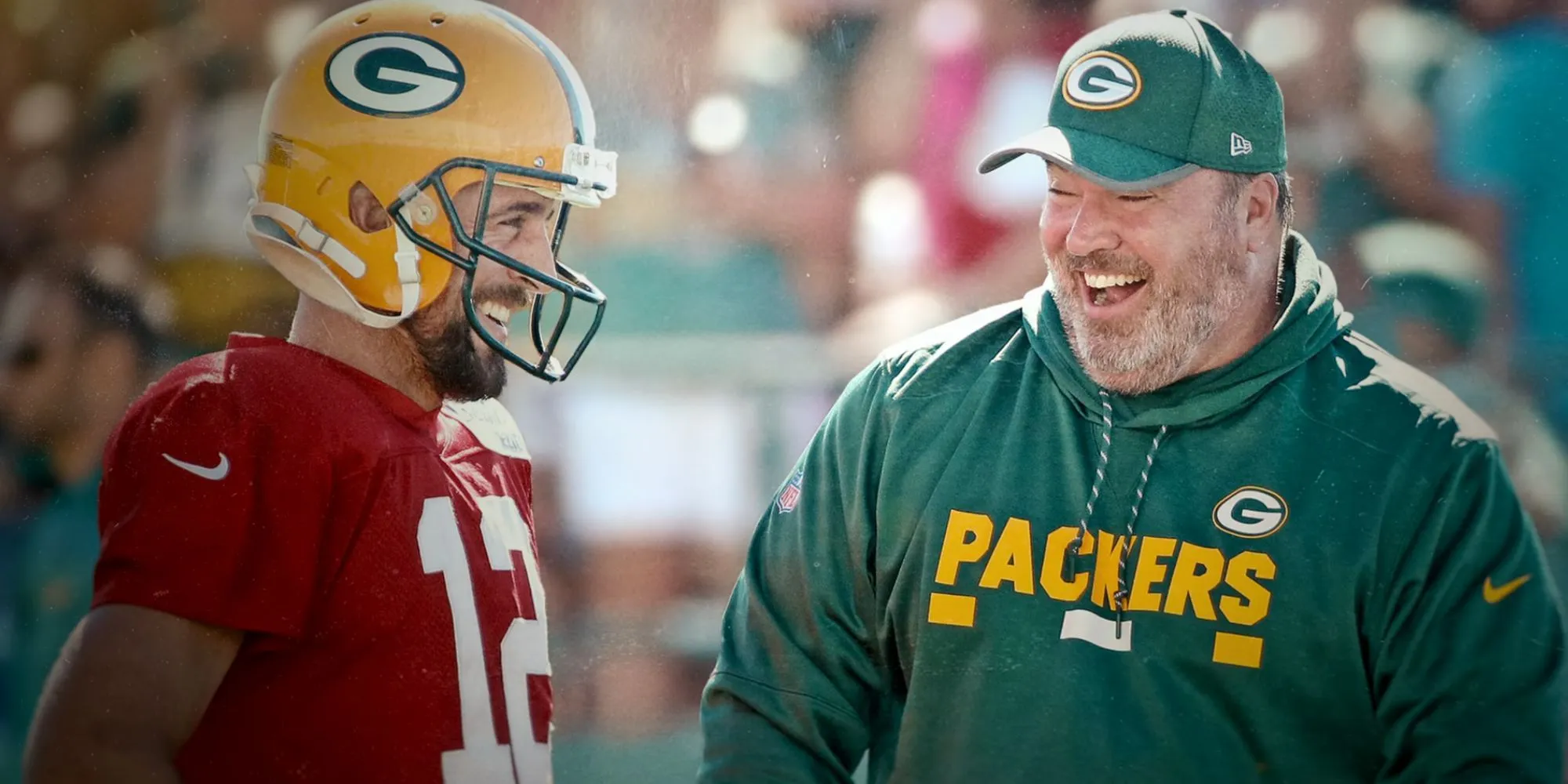 Aaron Rodgers rit avec Mike McCarthy dans Aaron Rodgers : Enigma