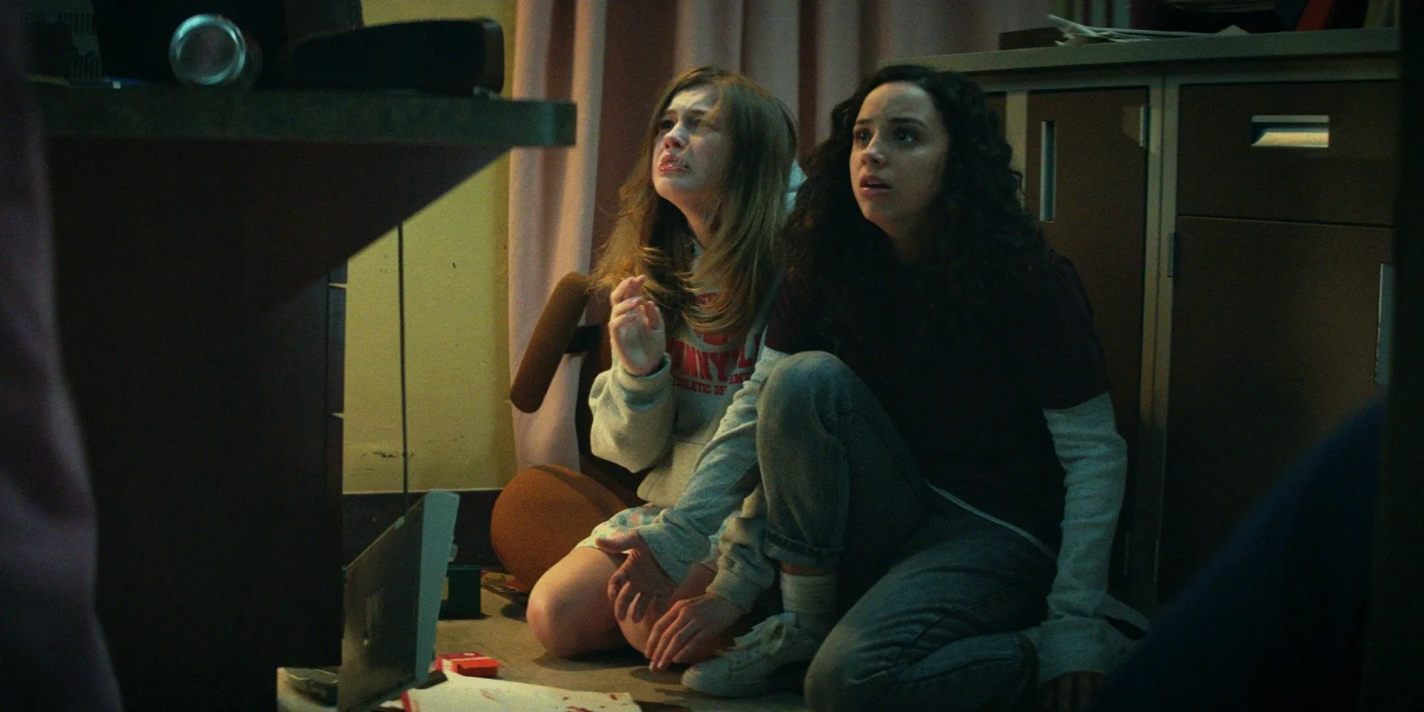Olivia Welch and Kiana Madeira in Fear Street Part One