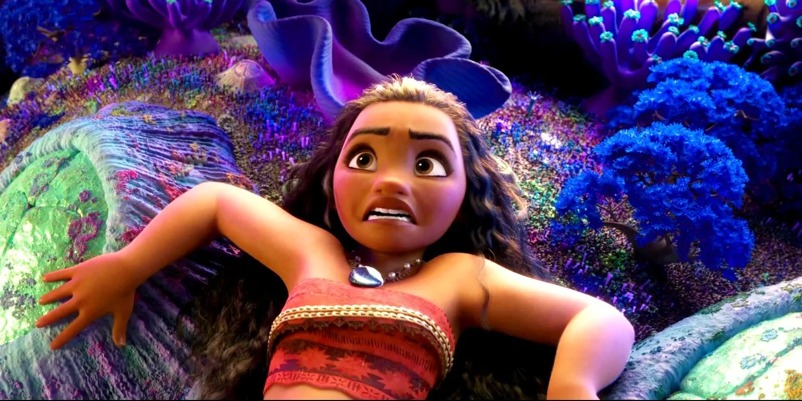 Moana se ve asustada