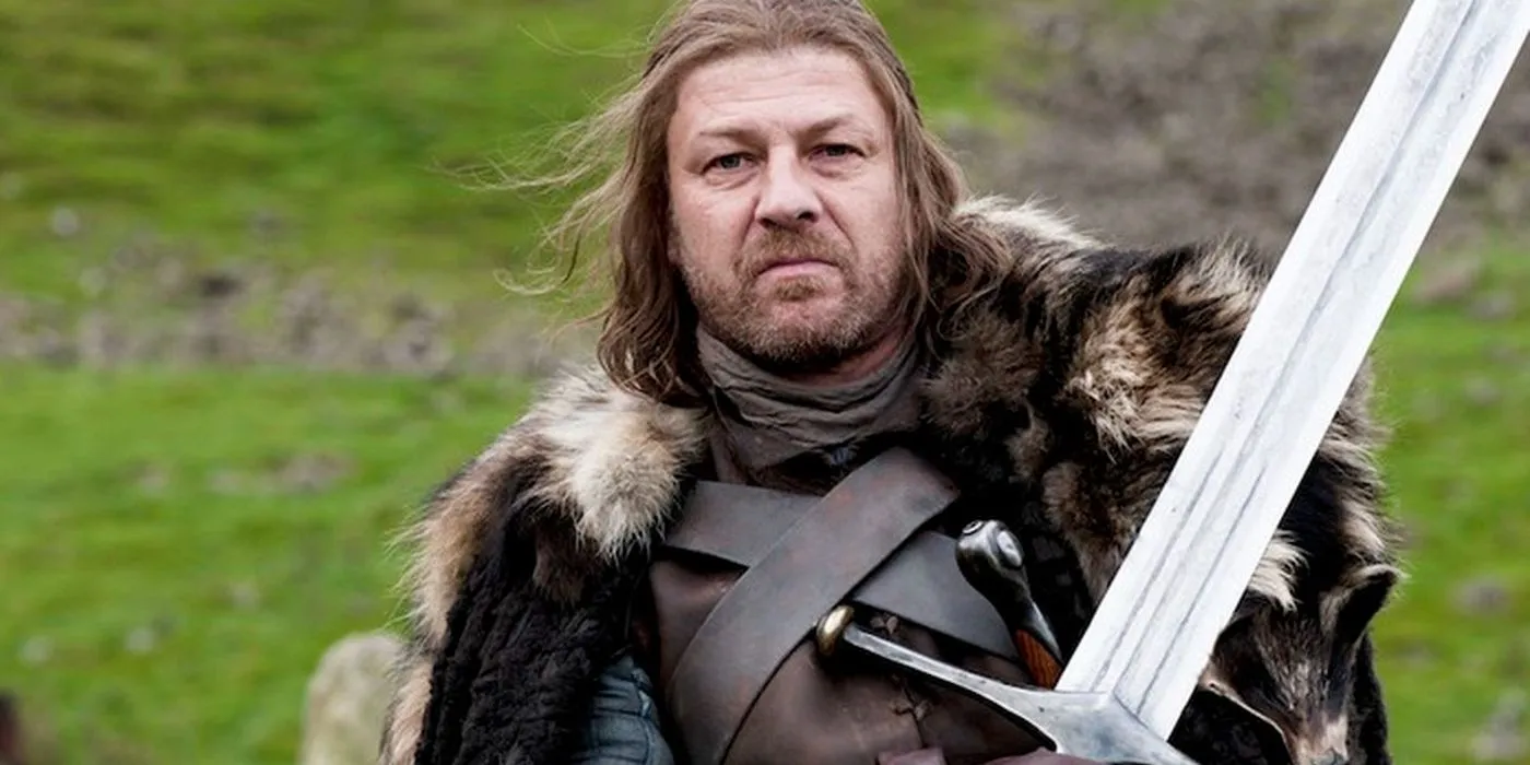 Sean Bean als Ned Stark mit Schwert