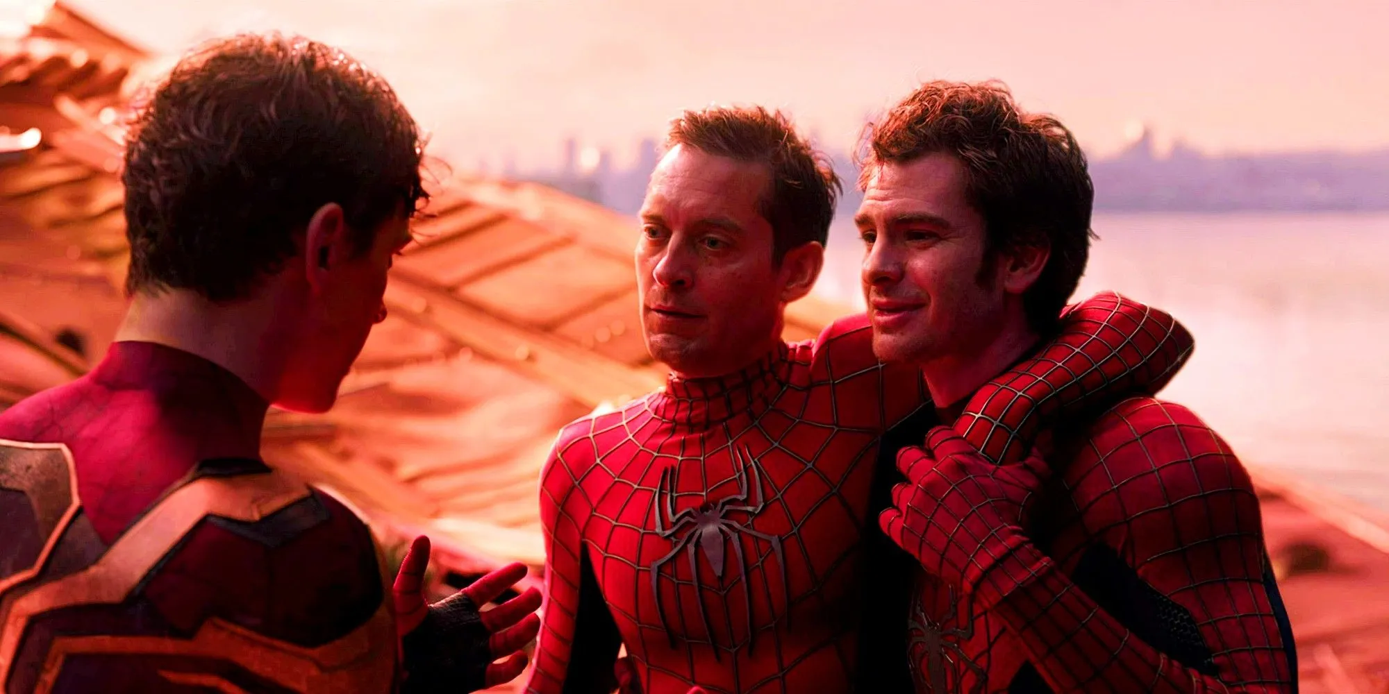 Tobey Maguire e Andrew Garfield em Homem-Aranha: Sem Volta Para Casa