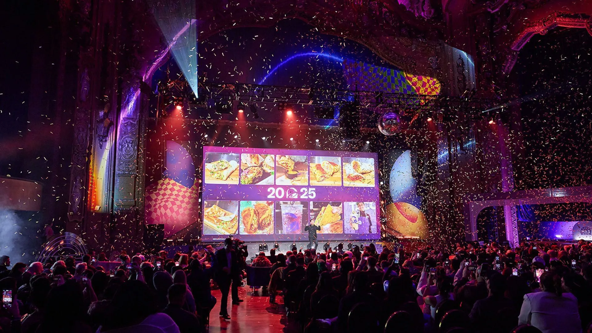 뉴욕 시에서 열리는 Live Más LIVE 2025(Taco Bell에서 제공한 이미지) 뉴욕 시에서 열리는 Live Más LIVE 2025(Taco Bell에서 제공한 이미지)