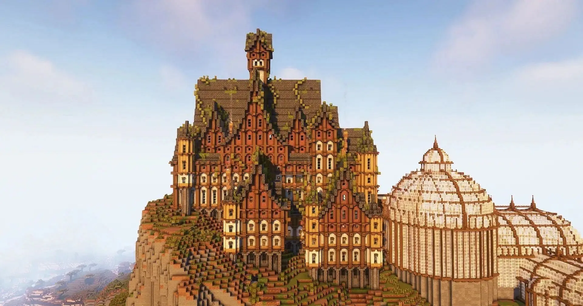 A stunning castle constructed in the game (Image via Reddit/MineMxts/Mojang Studios)