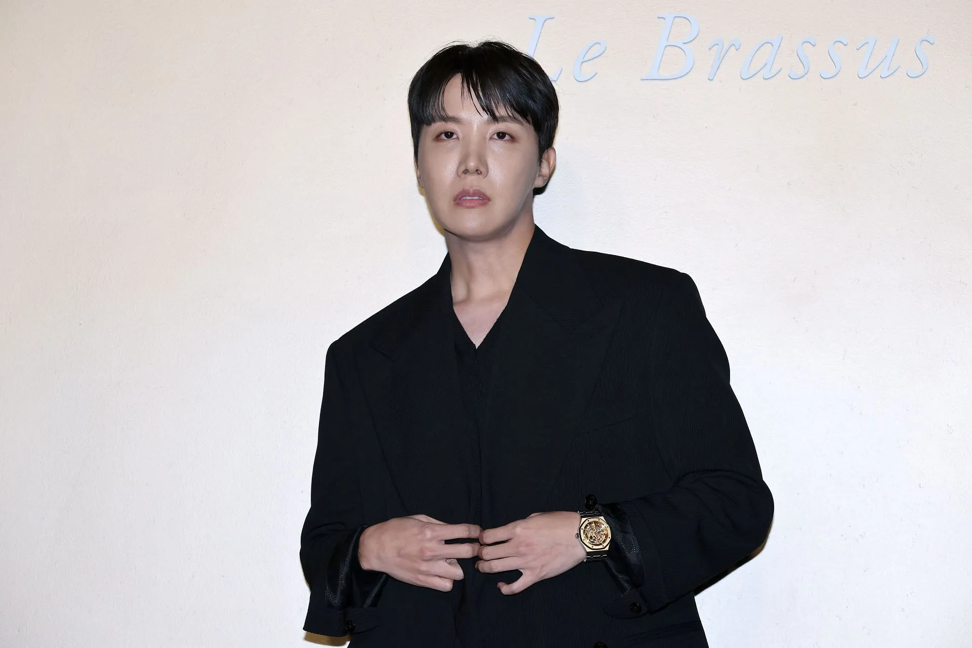 제이홉, 2024년 11월 22일 오데마 피게 코리아 AP 하우스 서울 플래그십 스토어 오픈 행사에 참석.(Getty 제공 이미지) 제이홉, 2024년 11월 22일 오데마 피게 코리아 AP 하우스 서울 플래그십 스토어 오픈 행사에 참석.(Getty 제공 이미지)