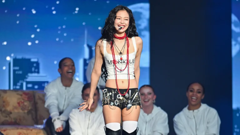 Jennie Achieves Over 1 Million Global Sales in First Week with Debut Album ‘Ruby’
