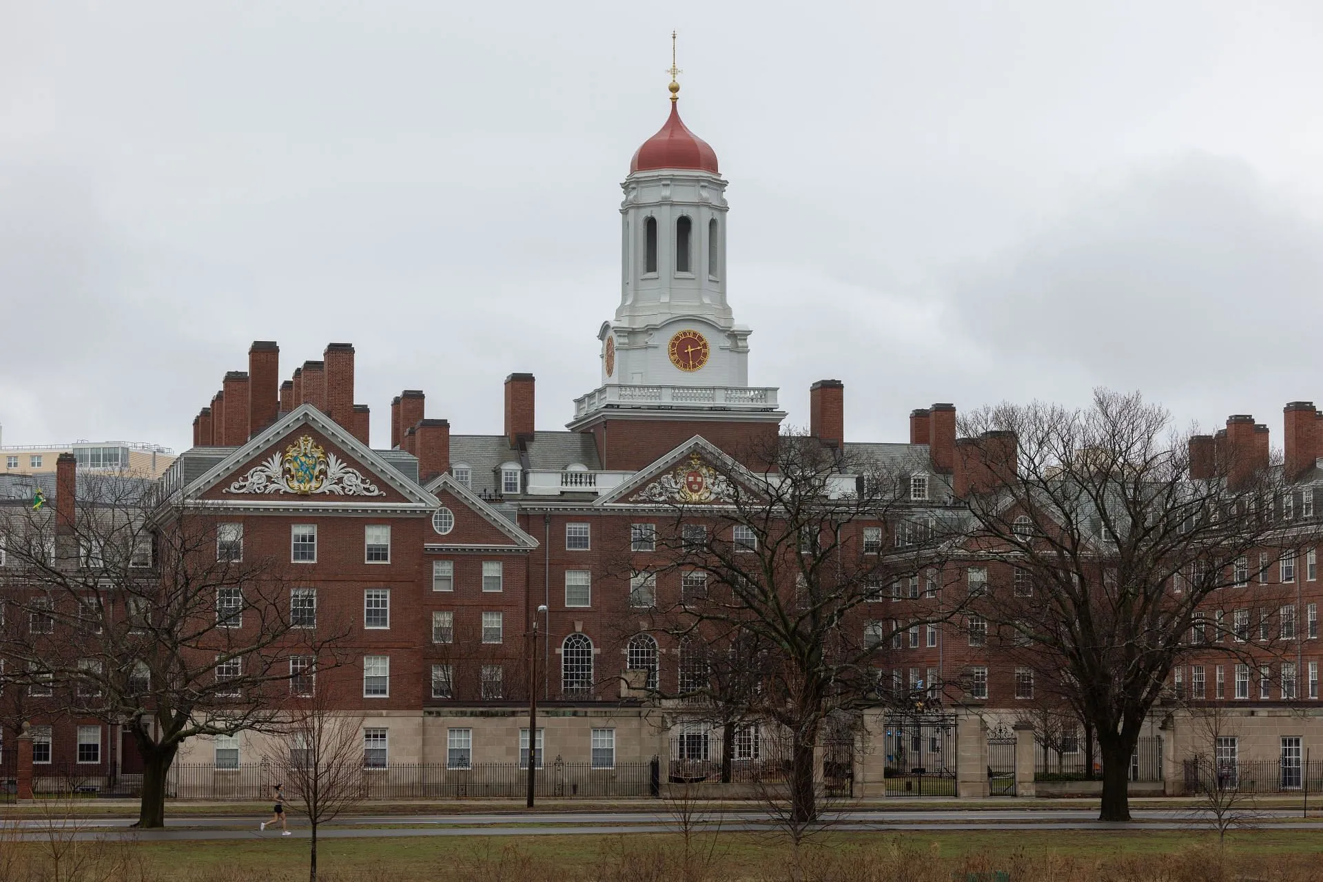 Harvard University Announces Free Tuition For Students From Families That Make Under 200K A Year (Image via Getty) Harvard University Announces Free Tuition For Students From Families That Make Under 200K A Year (Image via Getty)