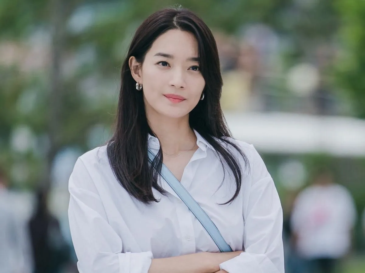 신민아, 고향차차차 (사진 출처: 인스타그램/tvn_drama) 신민아, 고향차차차 (사진 출처: 인스타그램/tvn_drama)