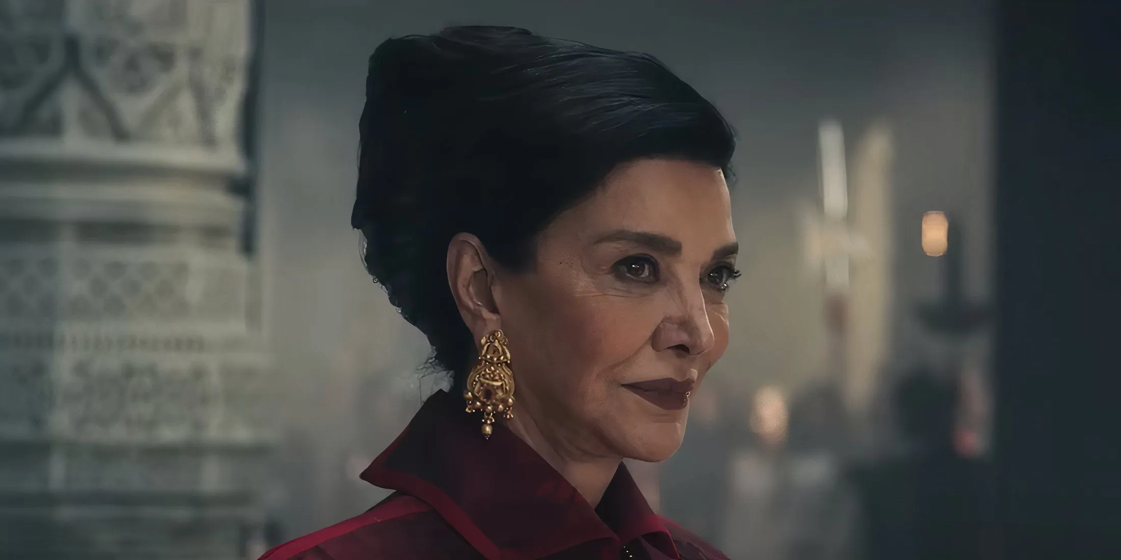 Elaida smiling in The Wheel of Time Season 3 Elaida smiling in The Wheel of Time Season 3