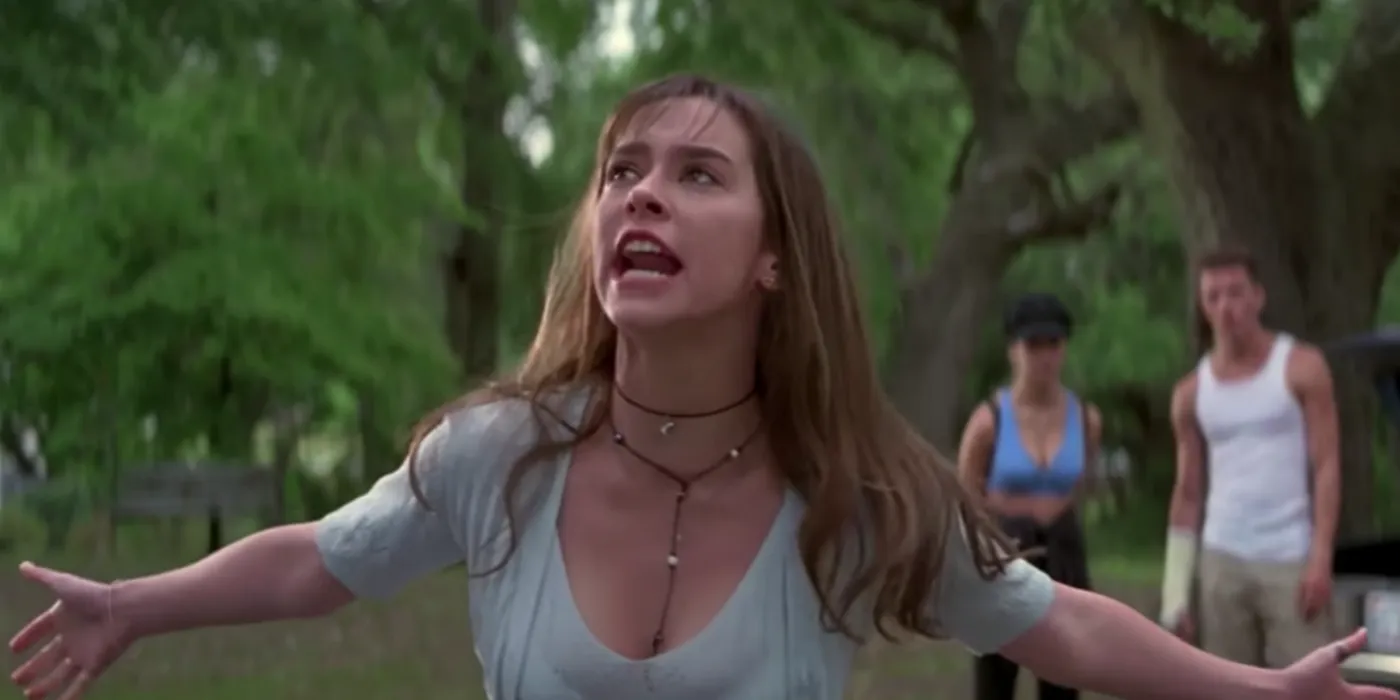 Jennifer Love Hewitt as Julie yelling in I Know What You Did Last Summer Jennifer Love Hewitt as Julie yelling in I Know What You Did Last Summer