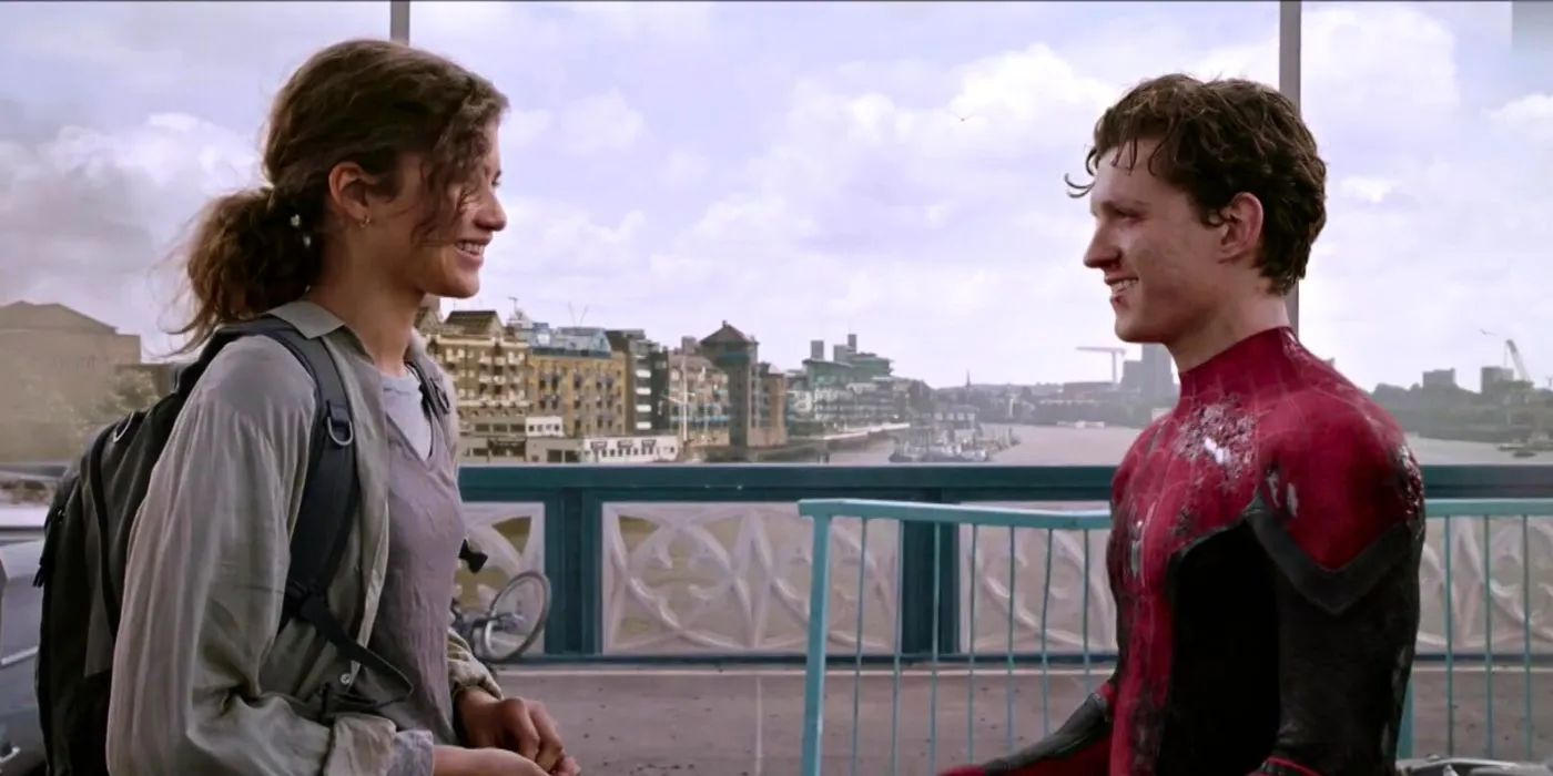 Zendaya and Holland on the London Bridge Zendaya and Holland on the London Bridge