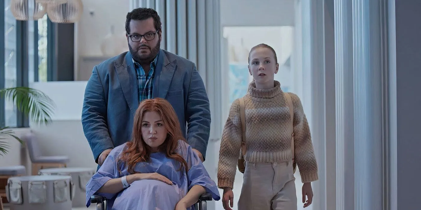 A scene from Wolf Like Me A scene from Wolf Like Me