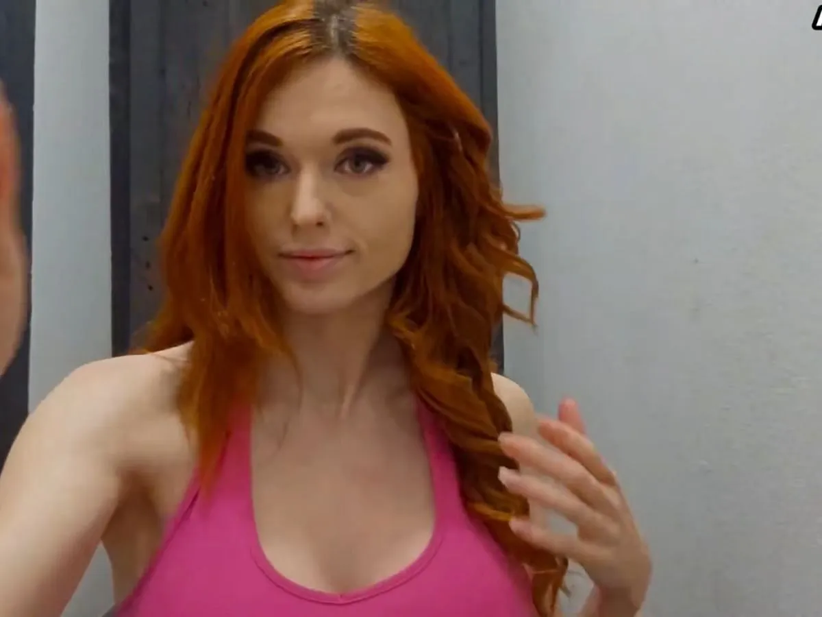 Amouranth has an estimated net worth of $25 million Amouranth has an estimated net worth of $25 million