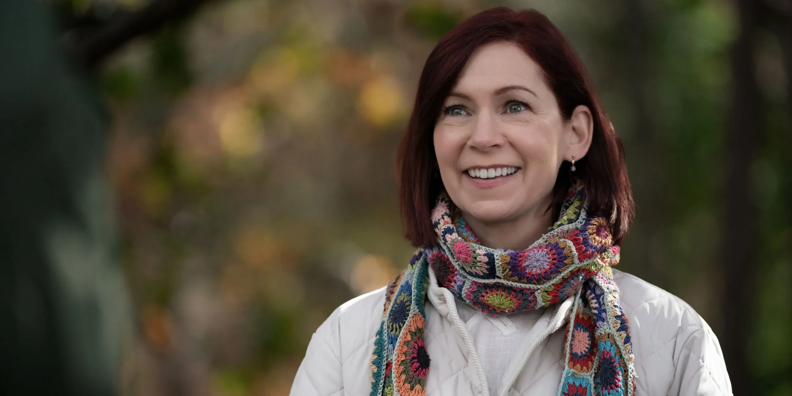Carrie Preston as Elsbeth Tascioni smiling in Elsbeth season 2, episode 9