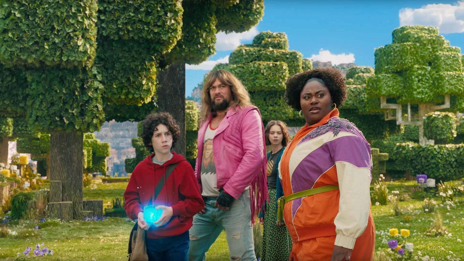 The movie is family-friendly and entertaining for fans (Image via Mojang Studios/Warner Bros)