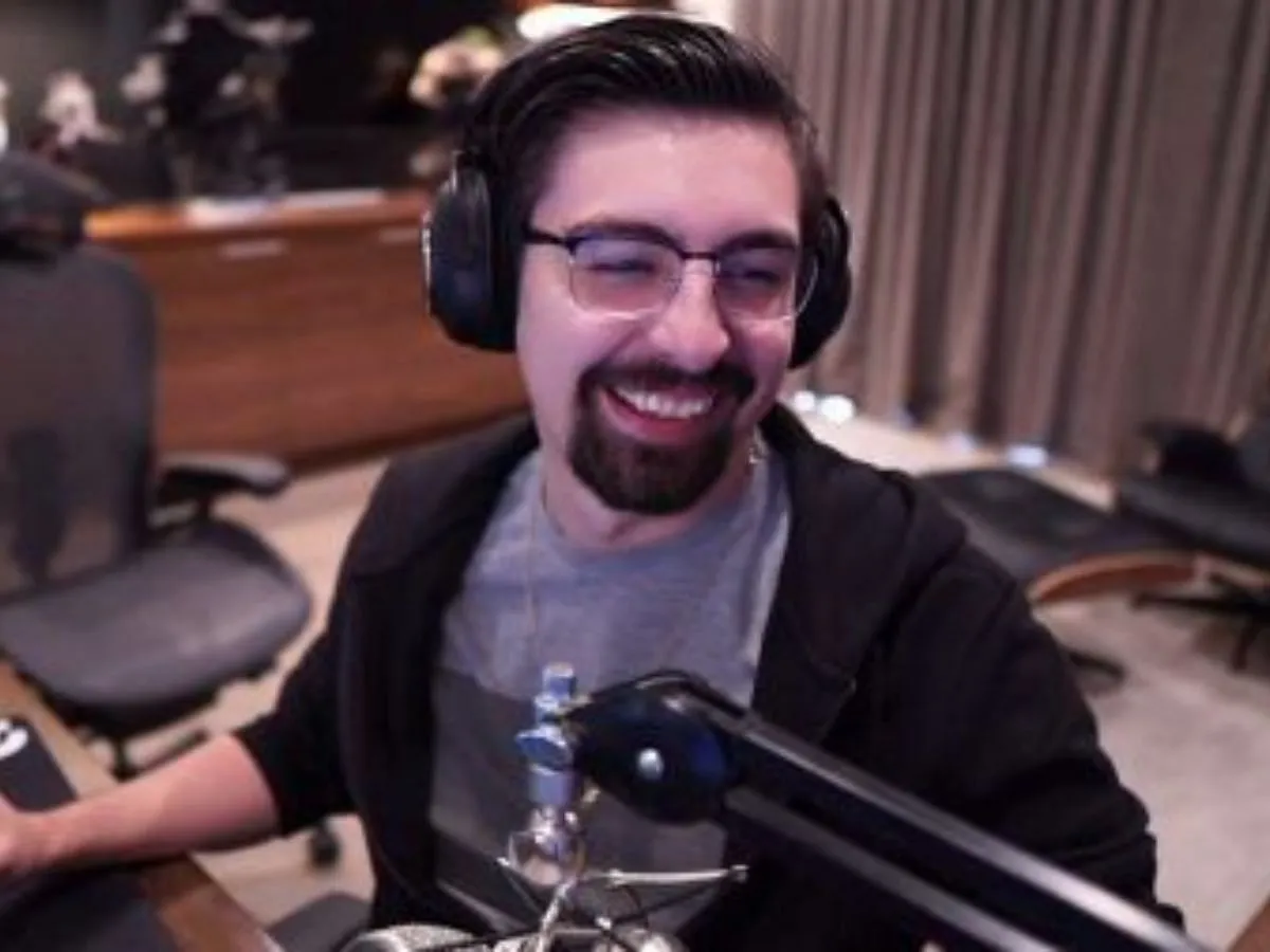 Shroud had an exclusive deal with Mixer in 2019 Shroud had an exclusive deal with Mixer in 2019