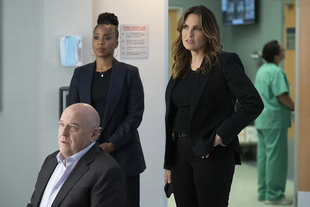 Dean Norris, Danielle Moné Truitt, and Mariska Hargitay in Law & Order: Organized Crime