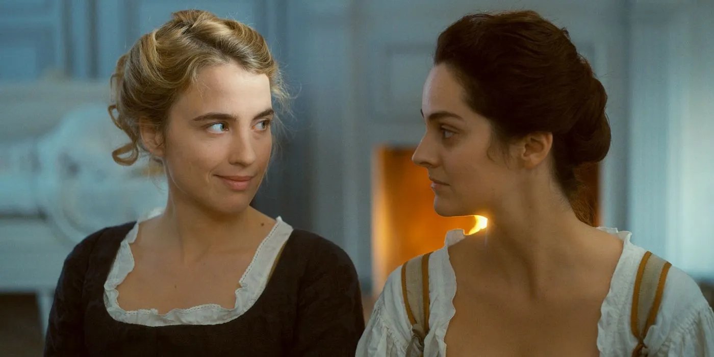 Heloise and Marianne look at each other in Portrait of a Lady on Fire
