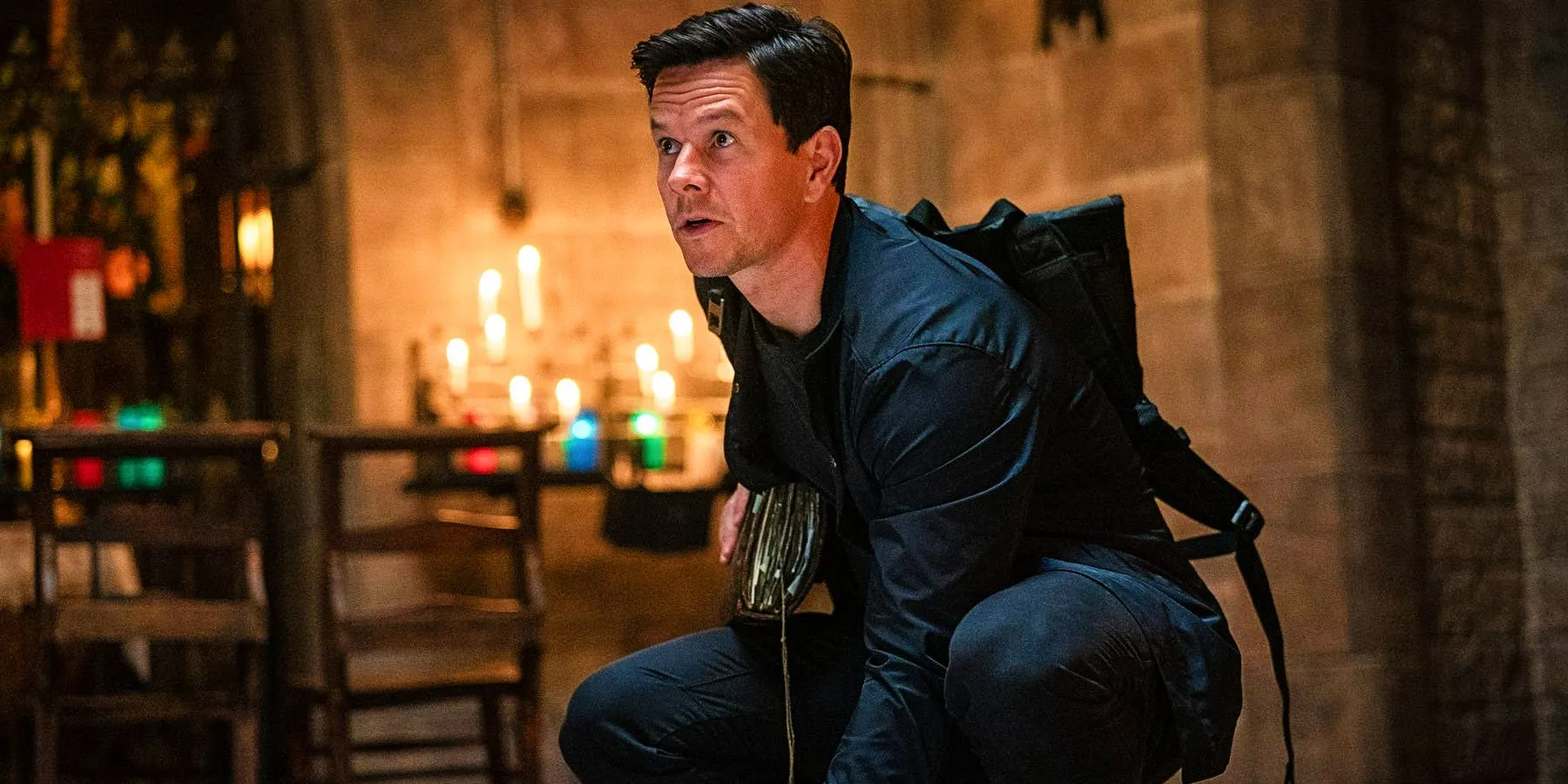 Mark Wahlberg as Sully in Uncharted Mark Wahlberg as Sully in Uncharted