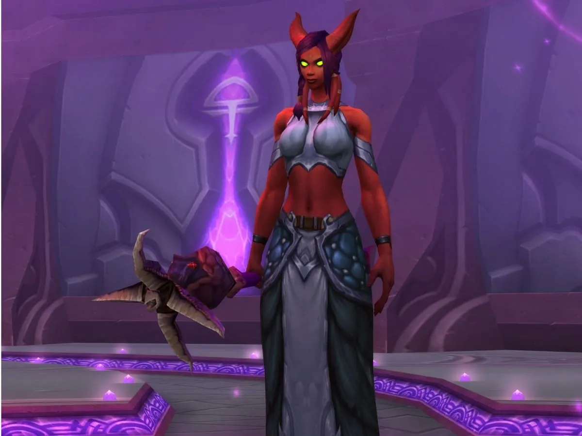 Priests have two great healing options, and a solid dps choice (Image via Blizzard Entertainment)