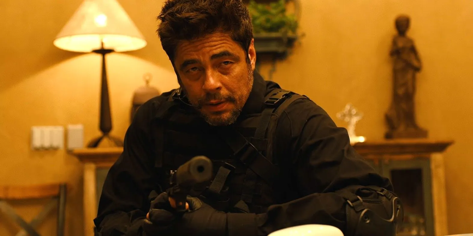 Benicio del Toro as Alejandro in Sicario