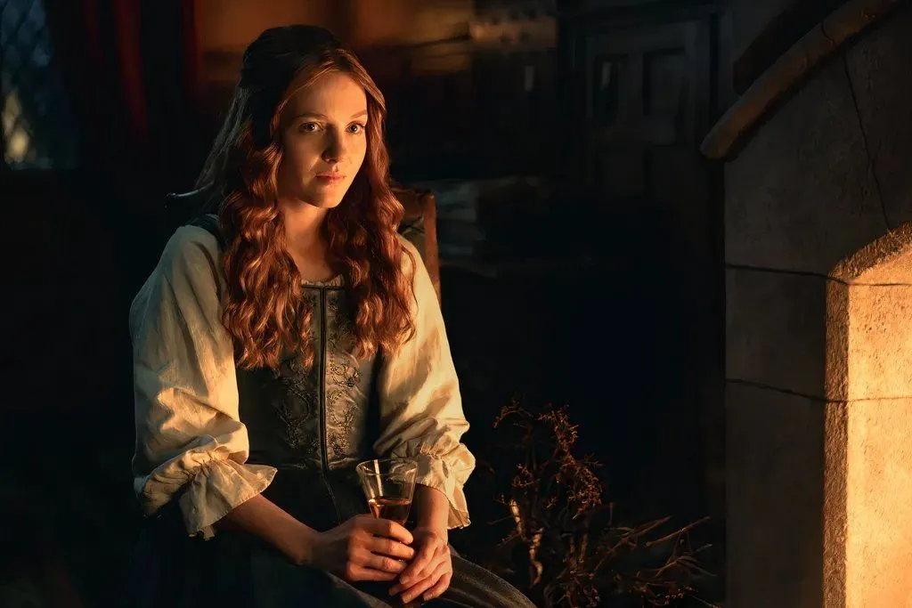 Harriet Slater as Ellen MacKenzie