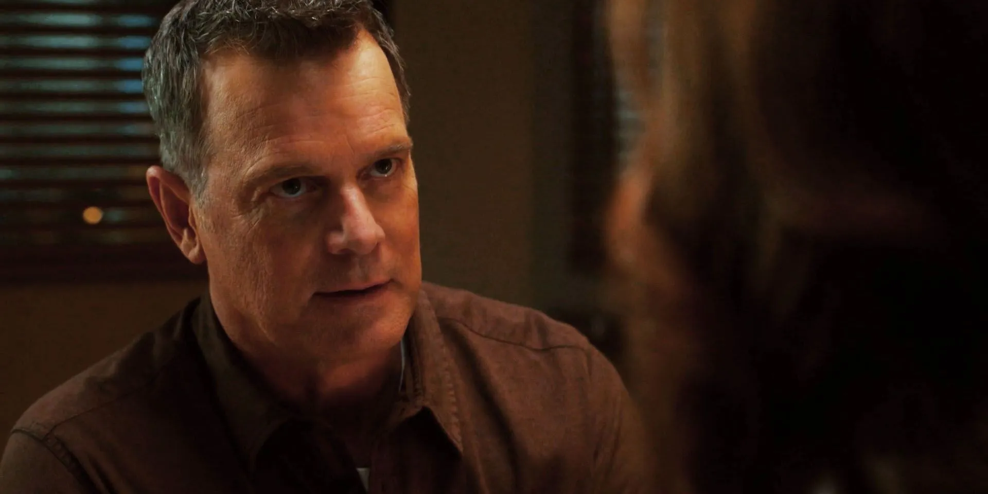 Bobby talking to Ann in 9-1-1 Bobby talking to Ann in 9-1-1