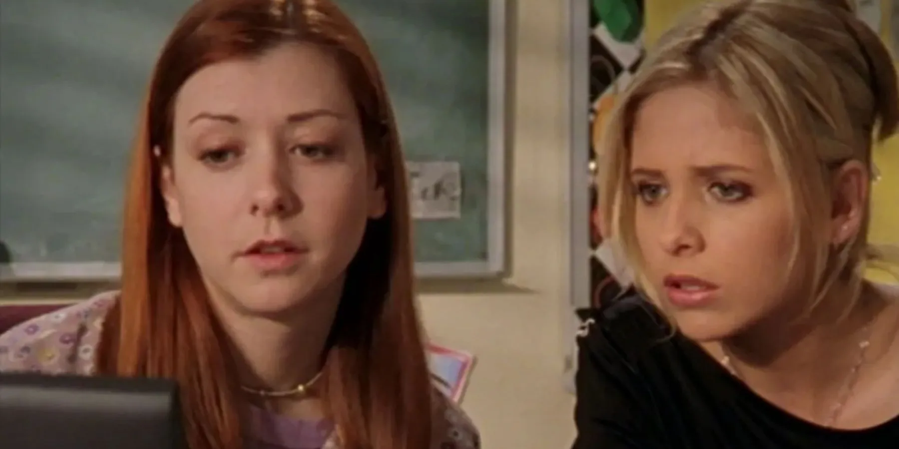 Willow (Alyson Hannigan) and Buffy (Sarah Michelle Gellar) in Buffy The Vampire Slayer Willow (Alyson Hannigan) and Buffy (Sarah Michelle Gellar) in Buffy The Vampire Slayer