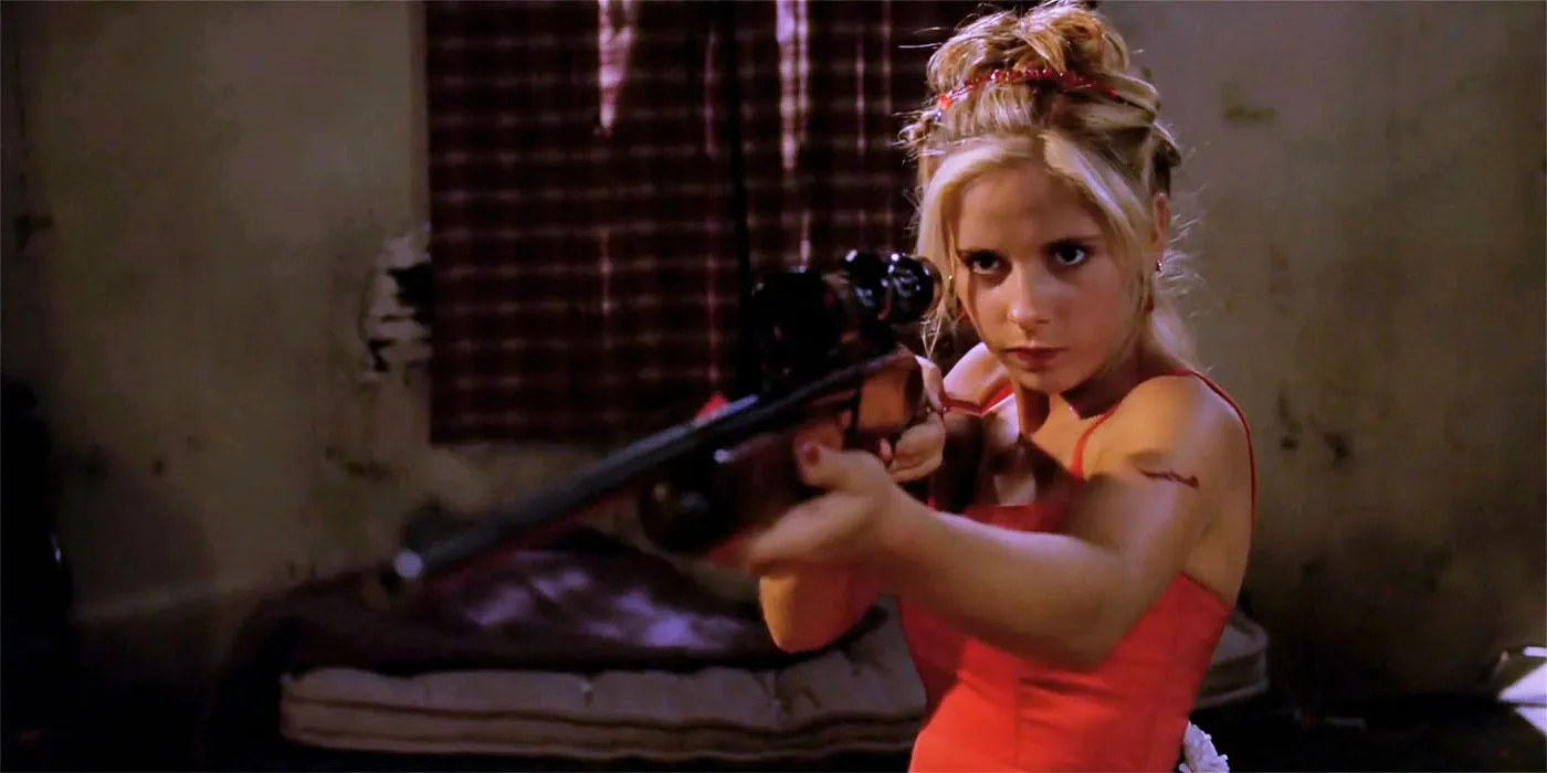 Buffy with a gun in Homecoming