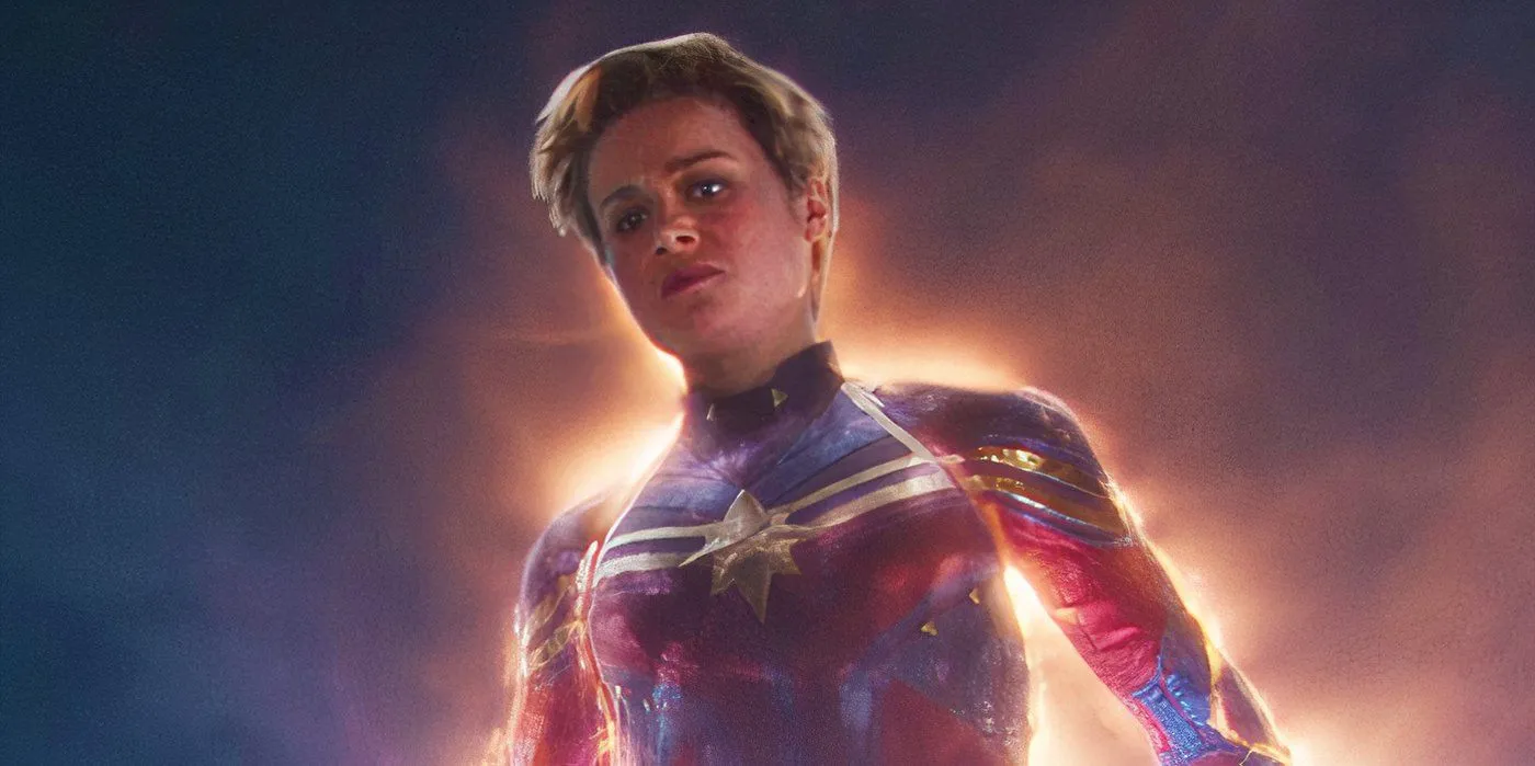 Captain Marvel rescuing in Avengers: Endgame