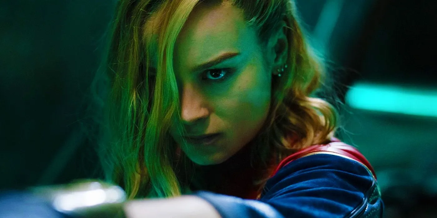 Captain Marvel aiming her arm in The Marvels