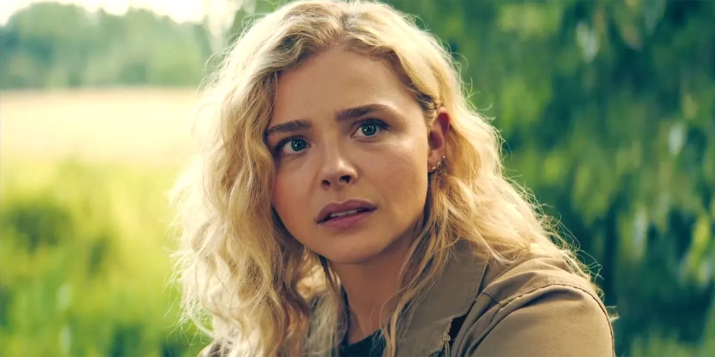 Chloe Grace Moretz in The Peripheral