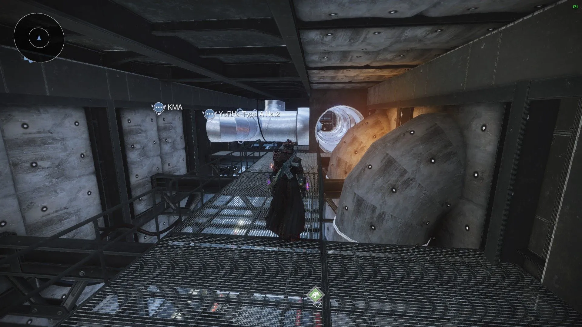 격납고의 은색 터널은 세 번째 체스 말로 이어집니다(Bungie에서 제공한 이미지) 격납고의 은색 터널은 세 번째 체스 말로 이어집니다(Bungie에서 제공한 이미지)